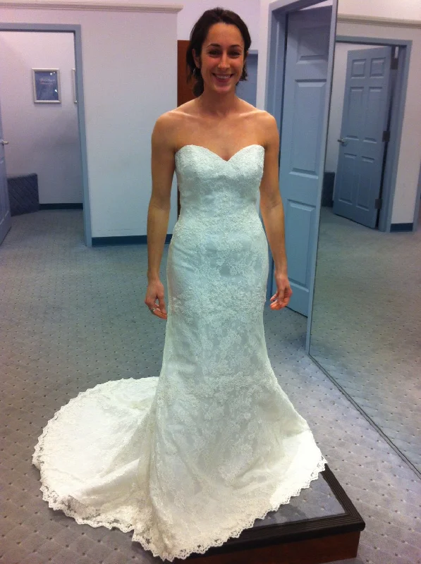 Flash Deals Alfred Angelo 869NB