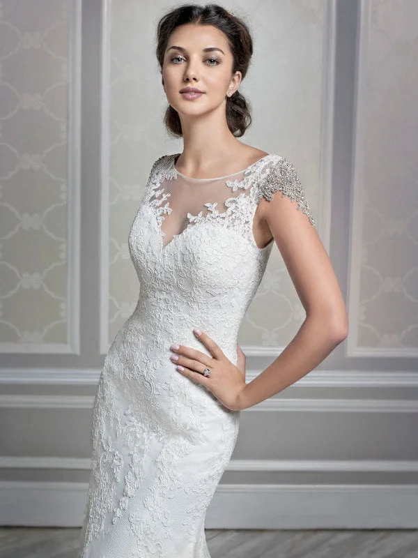 Clearance Sale Alfred Angelo 8558