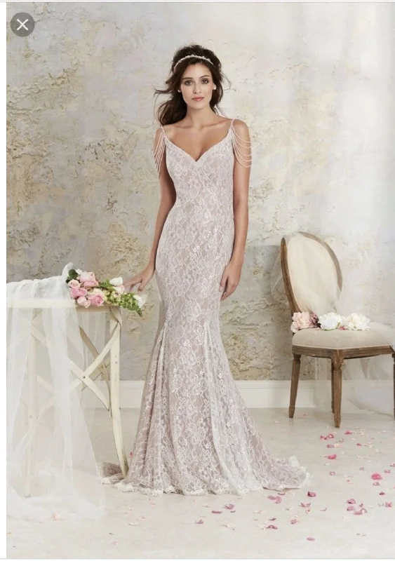 Last Chance Alfred Angelo 8531 Petite