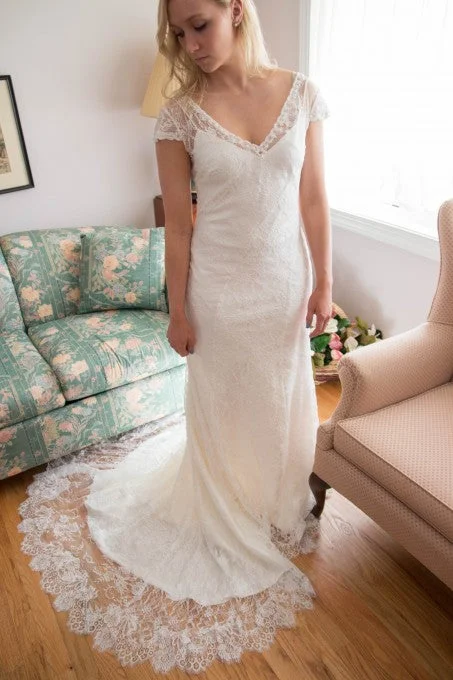 Blowout Sale Alfred Angelo 8501