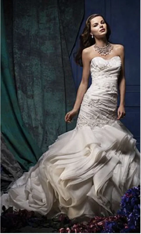 Customer Appreciation Sale Alfred Angelo 880
