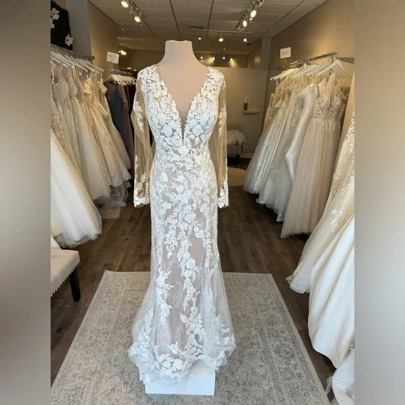 Can't Miss Allure Bridals 9906