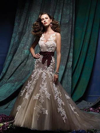 Doorbuster Deal Alfred Angelo 876