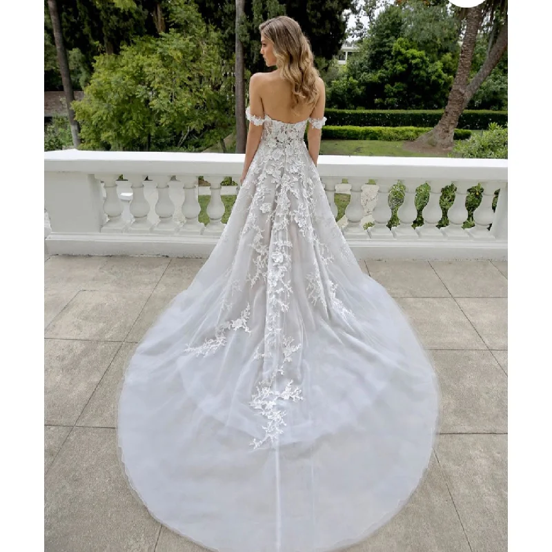 Great Bargains Enzoani Misti (Blue Collection)
