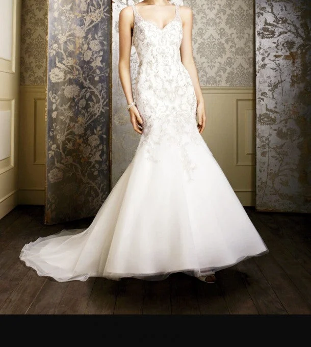 Epic Deals Alfred Angelo 883