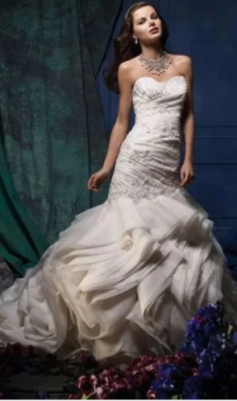Price Buster Alfred Angelo 880