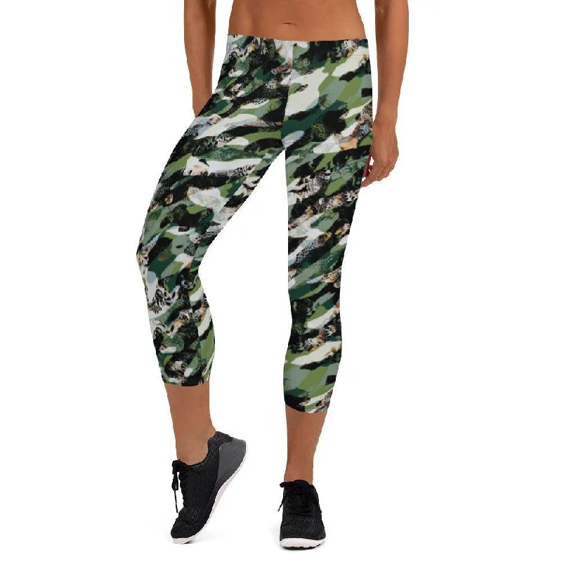 Black Camouflage Women's Capri Leggings