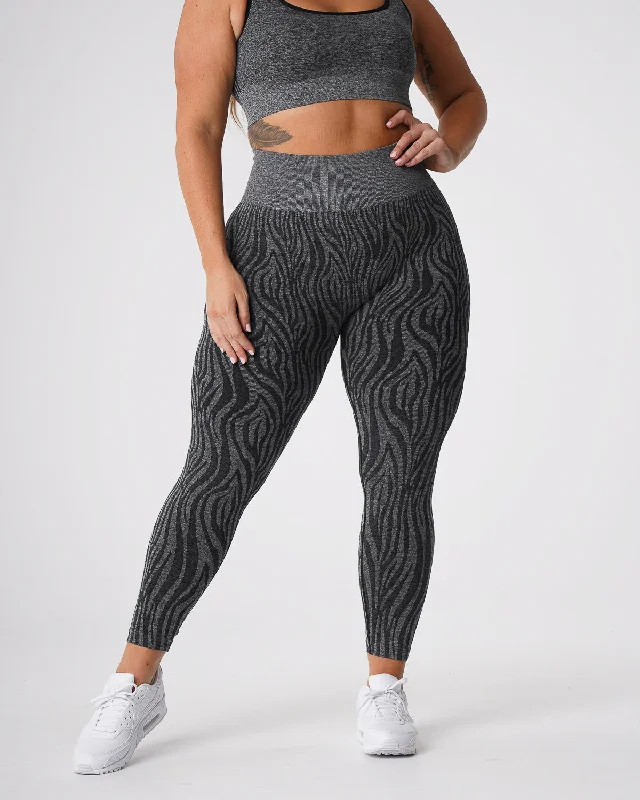 Black Speckled Zebra Seamless Leggings