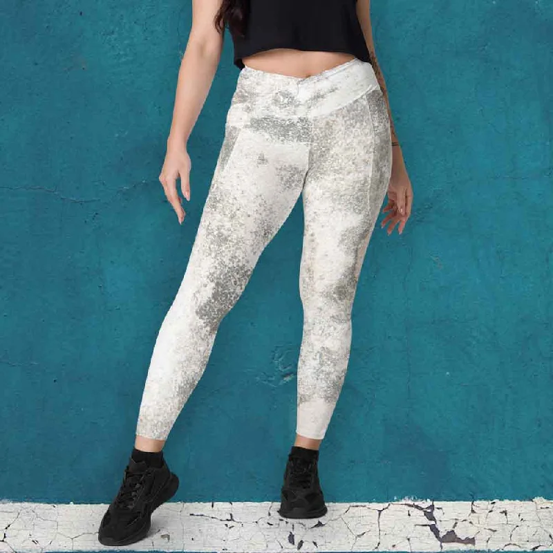 Crossover leggings with pockets