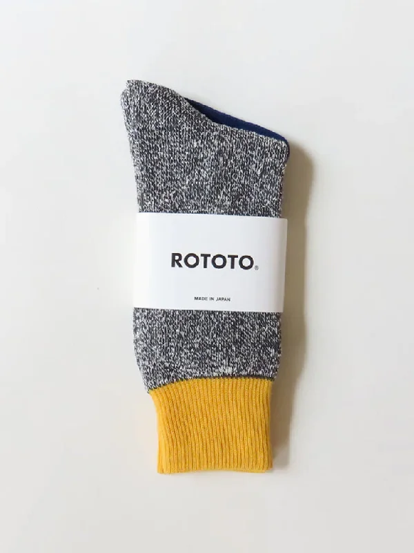 Rototo Contrast Socks in Yellow Charcoal