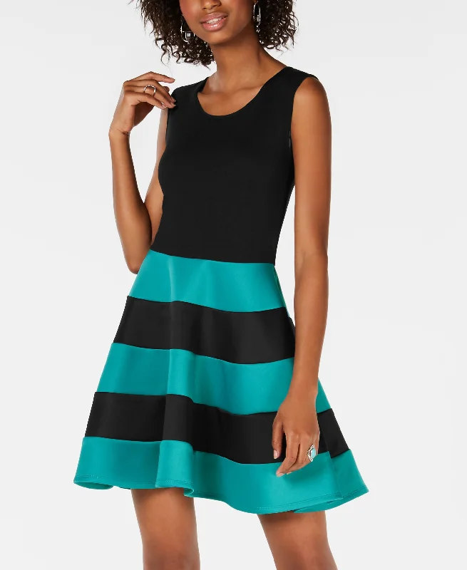 Juniors' Striped Fit & Flare Scuba Dress