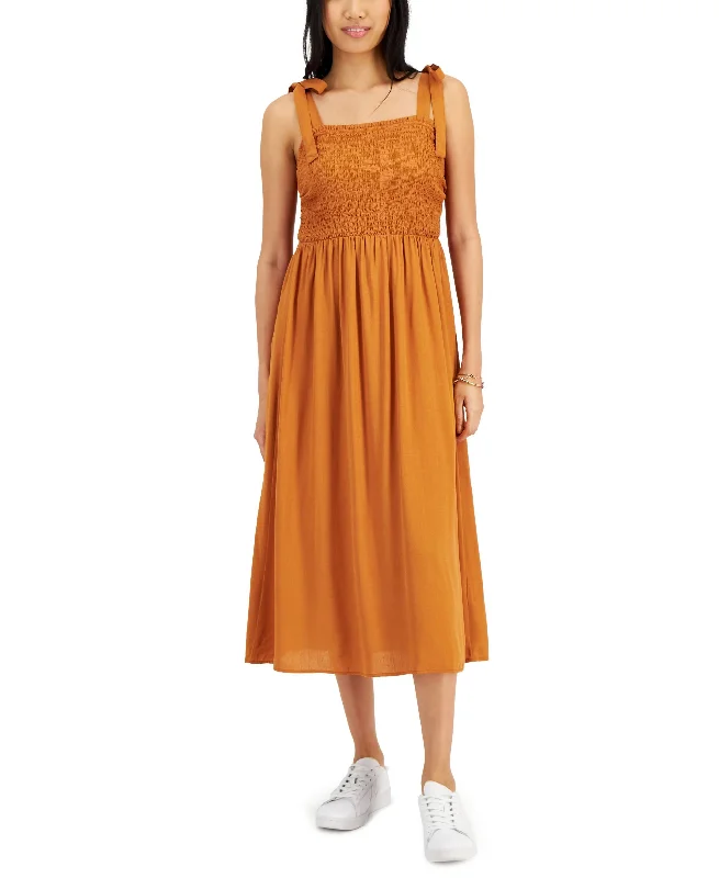 Juniors' Smocked Sleeveless Midi Dress