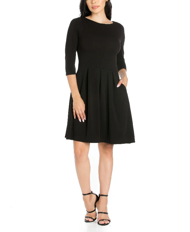 Womens Perfect Fit Flare Pocket Dress